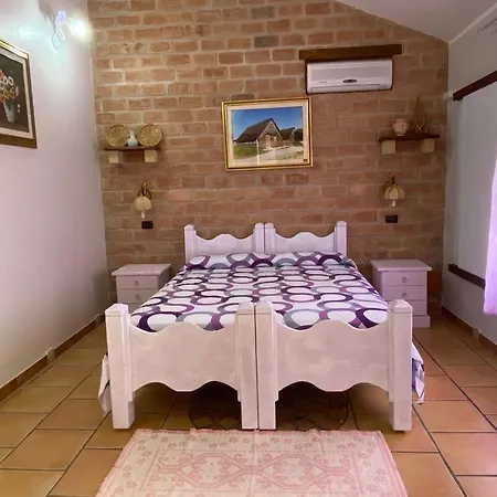Nyaraló Giada Càbras